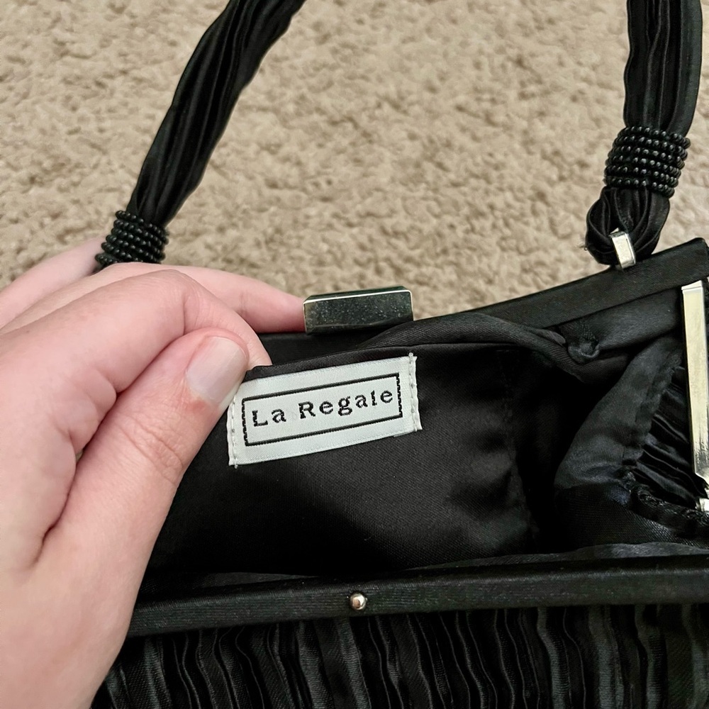 Vintage La Regale Small Black Clutch - Picture 4 of 6